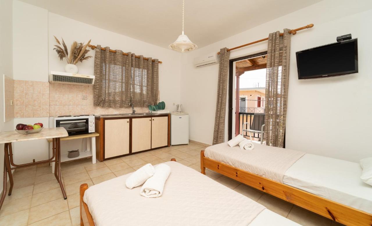 Apartment Tsimiklis Finikounta